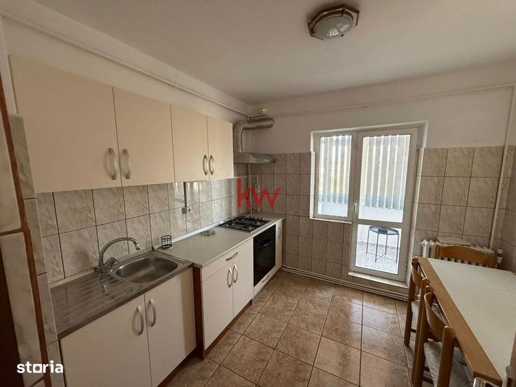 Apartament cu 2 cam, proaspat renovat, spatios, decomandat, in Oancea, - 1