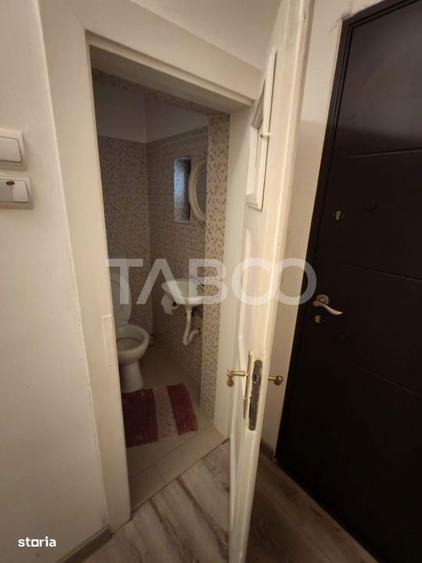 Apartament de vanzare cu 3 camere 2 bai la vila zona Horea - 1