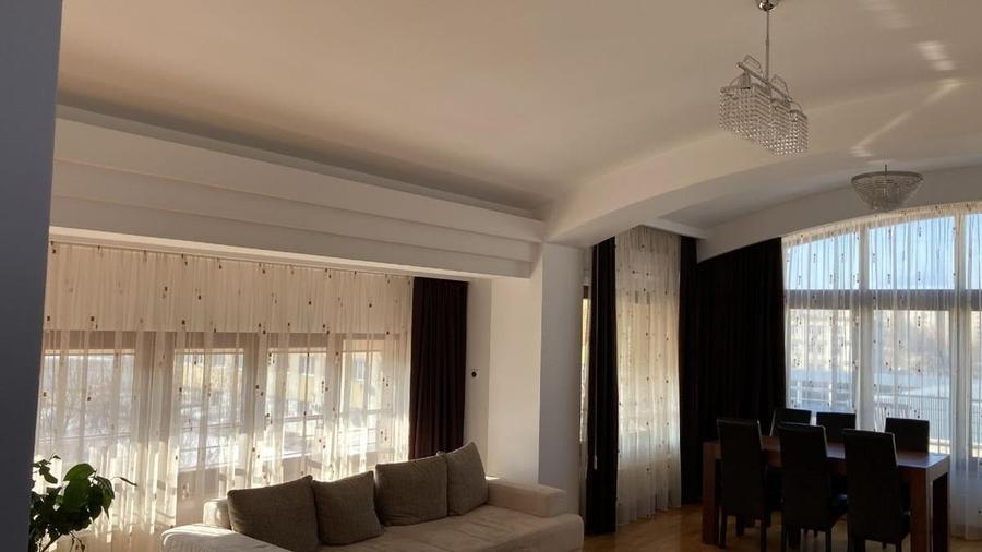 Particular inchiriez apartament lux zona centrala - 8