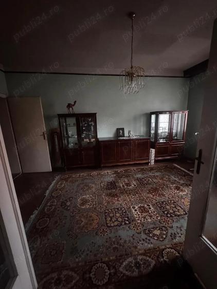 Vand apartament, zona centrala, 4 camere - 10
