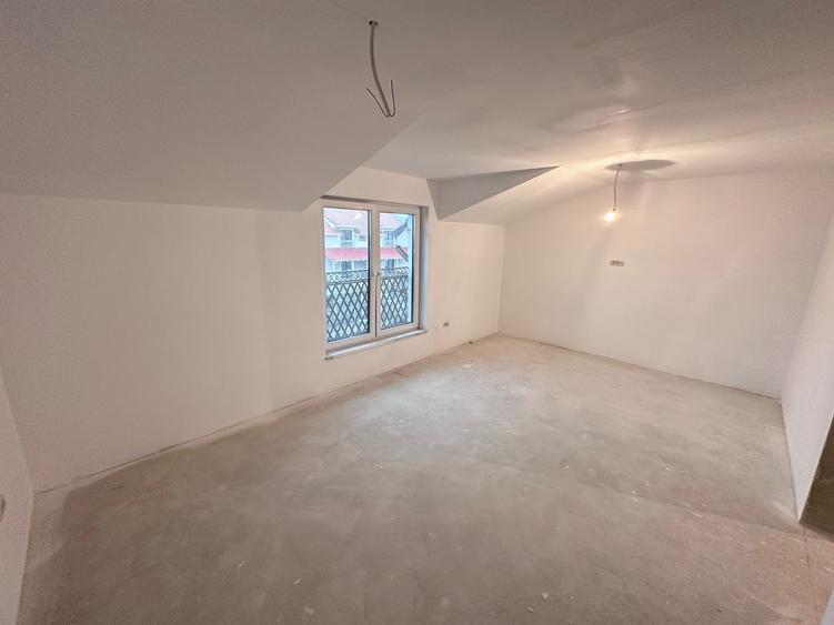 Duplex 4 camere, toate utilitatile la asfalt - 4