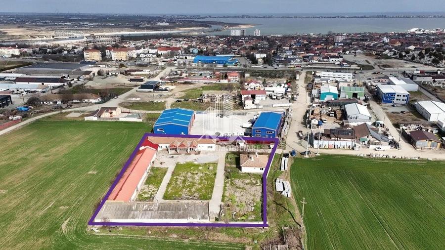 Oportunitate Investiție Ovidiu: Teren 4455 mp și Clădiri 1067 mp - 1