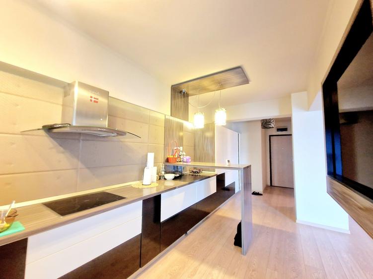 Duplex cu 3 camere cu Canalizare în Central
