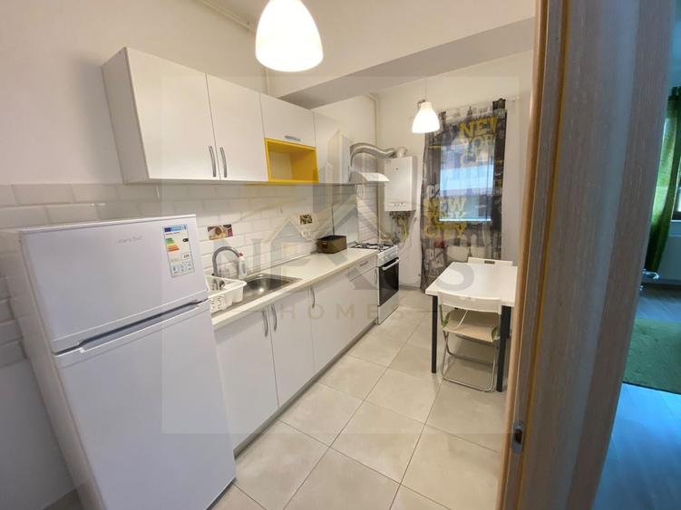 Apartament 2 cam - Mobilat si utilat - Boxa inclusa -Dressing -60 mp - 2