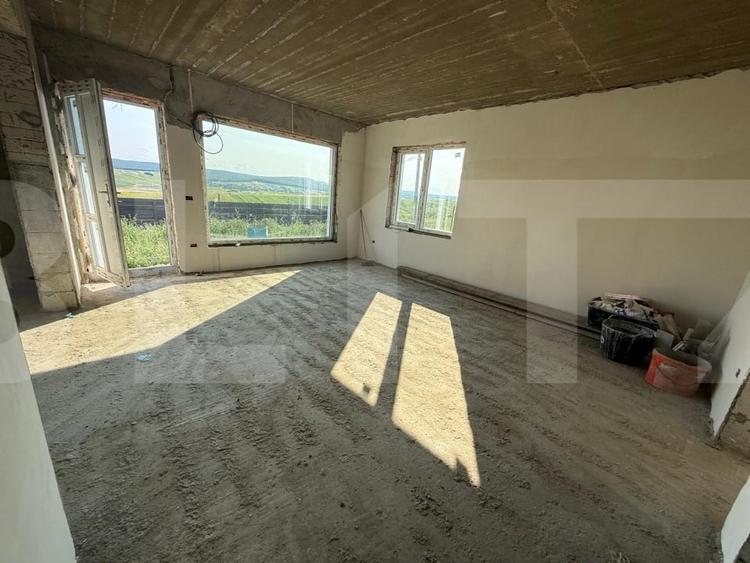 Casă individuală cu 6 camere cu Canalizare în Cătămărești-Deal