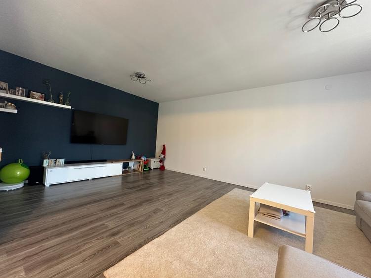 Casă individuală cu 3 camere cu Canalizare în Odăile