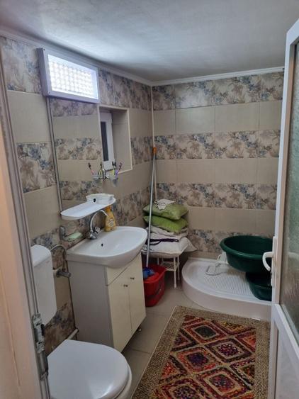 Casă cu 3 camere cu Teren 120 Mp în Central