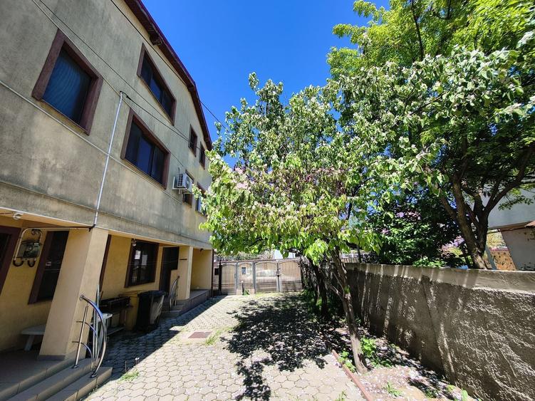 Casă individuală cu 4 camere cu Canalizare în Antiaeriană