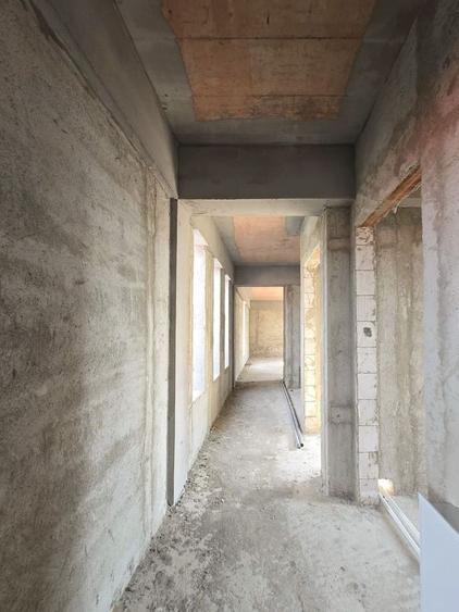 Apartament cu 4 camere decomandat în Militari