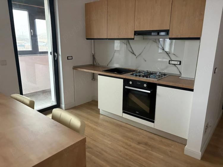 Apartament cu 2 camere decomandat în Precista