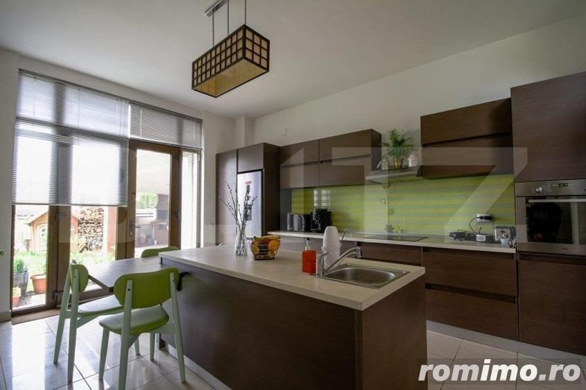 Casă cu 5 camere cu Teren 850 Mp în Sântana de Mureș