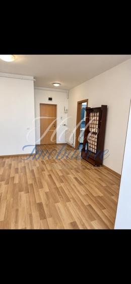 Apartament cu 2 camere semidecomandat în Florești