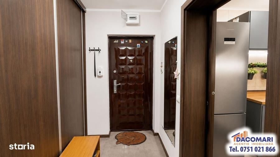 Apartament cu 2 camere decomandat în Micro 17