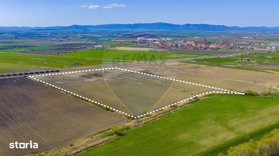 Teren de 92000 mp, în Bod