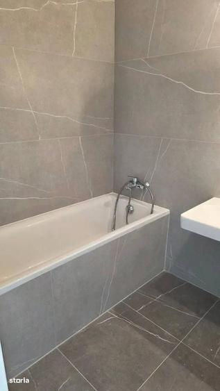 Apartament cu 7 camere în Central
