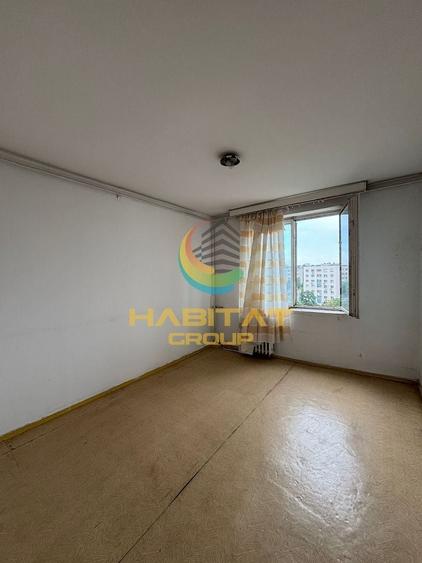Apartament cu 4 camere decomandat în Berceni
