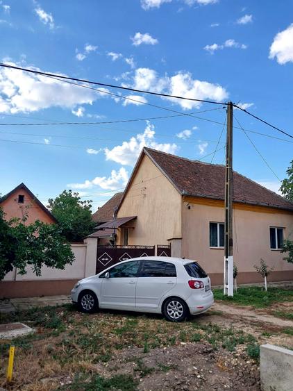 Casă cu 3 camere în Gurba