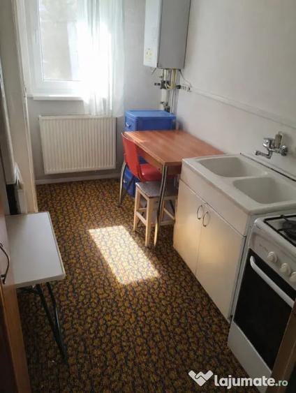 Vand apartament 3 camere, Retezat, cartier Mana?tur - 1