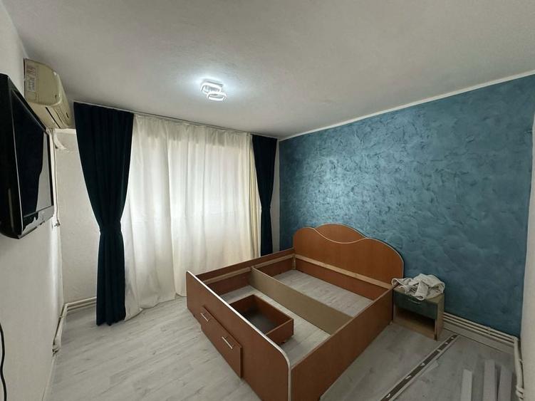 Apartament 3 camere decomandat micro 18 75.5mp etaj 11/11 - 2