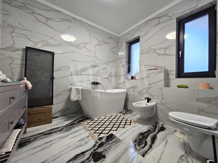 Casa 4 camere de vanzare in Dezmir - 8