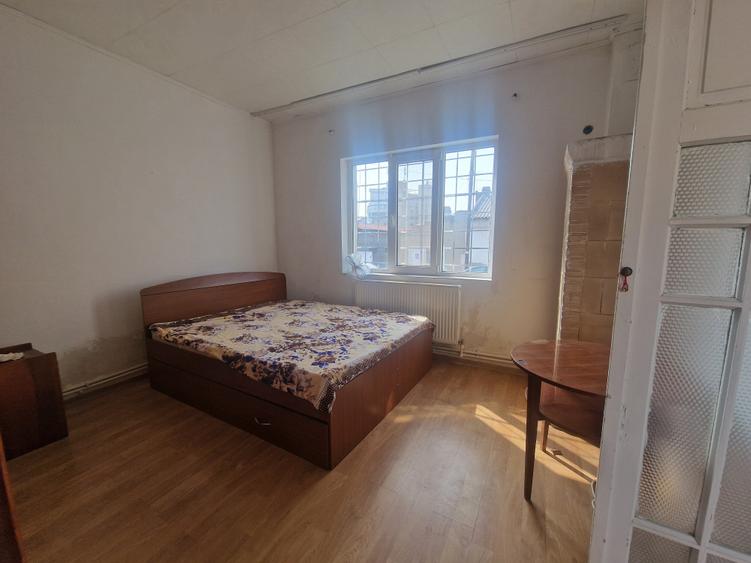 Trocadero - Casa 6 camere constructie caramida, deschidere la doua strazi - 4