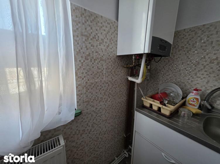 Apartament 2 camere decomandat situat Deva, strada Mara?ti etaj 4 - 5