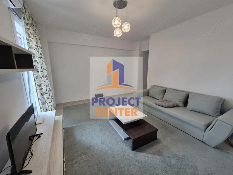 Apartament cu 3 camere decomandat, mobilat în Craiovei
