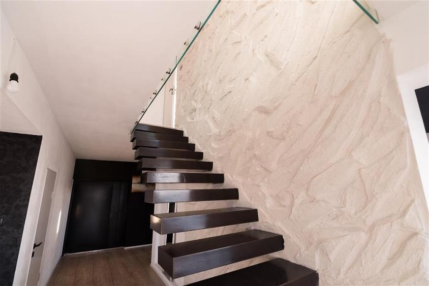 Casa premium de vanzare – Oradea, Strada Colinelor | 300 mp utili | 5 camere | t - 17