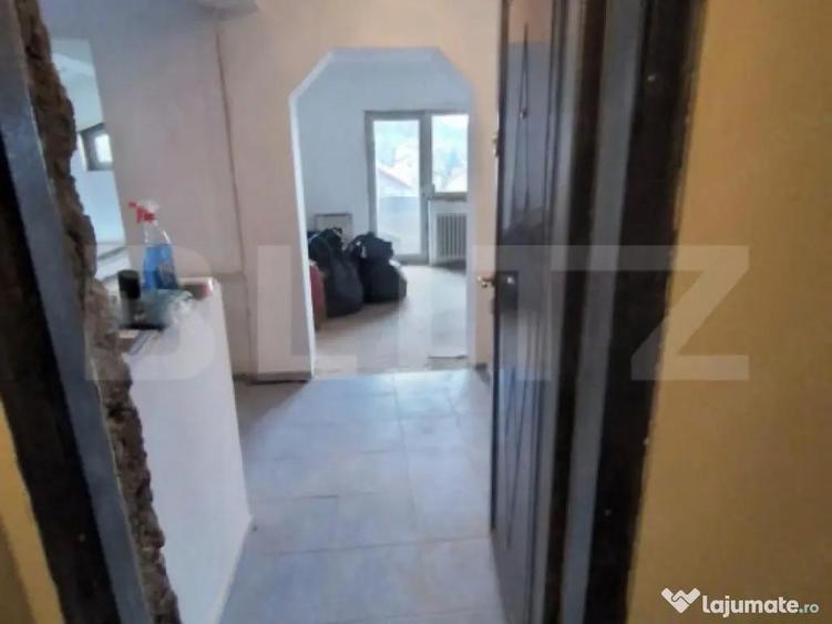 Apartament 2 camere, zona Racadau, boxa - 4