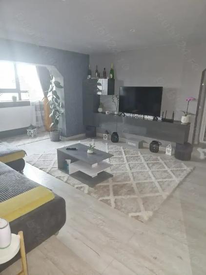 Apartament de vanzare - 6