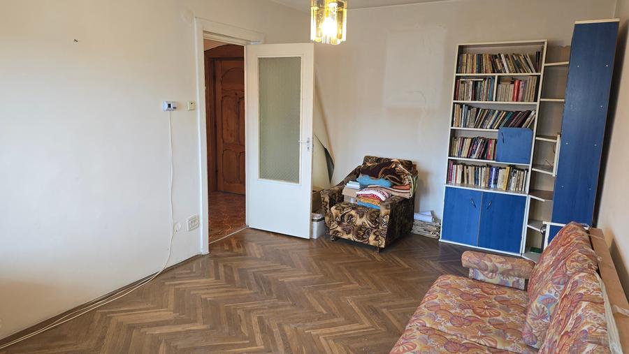 Vand apartament 3 camere decomandat, Deva, zona Balcescu, suprafata utila 67,44 - 2