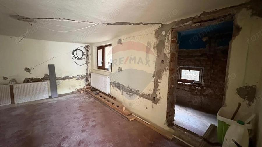 Casa renovata cu 3 camere zona Mosnei - 17