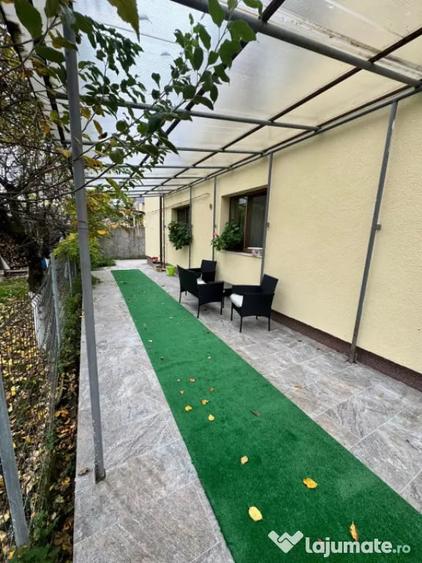 Casă cu 5 camere cu Teren 1310 Mp în Central