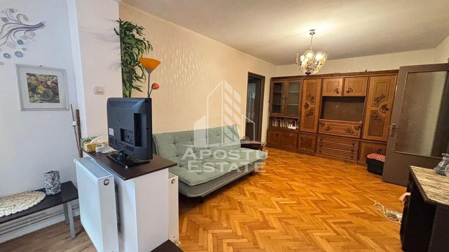 Apartament 3 camere in zona Tipografilor, etaj intermediar, centrala - 1