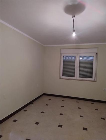 RECO Apartament cu 3 camere in Beius - 4