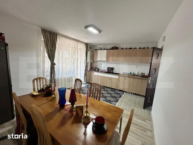 Casă cu 4 camere cu Teren 300 Mp în Central