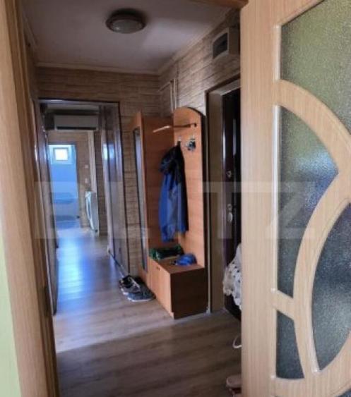 Apartament de vanzare, cu 4 camere, 4 balcoane, 75 mp, zona - 12