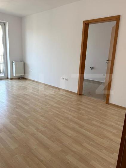 Apartament 2 camere Avantgarden, decomandat, etaj intermediar, lift - 1