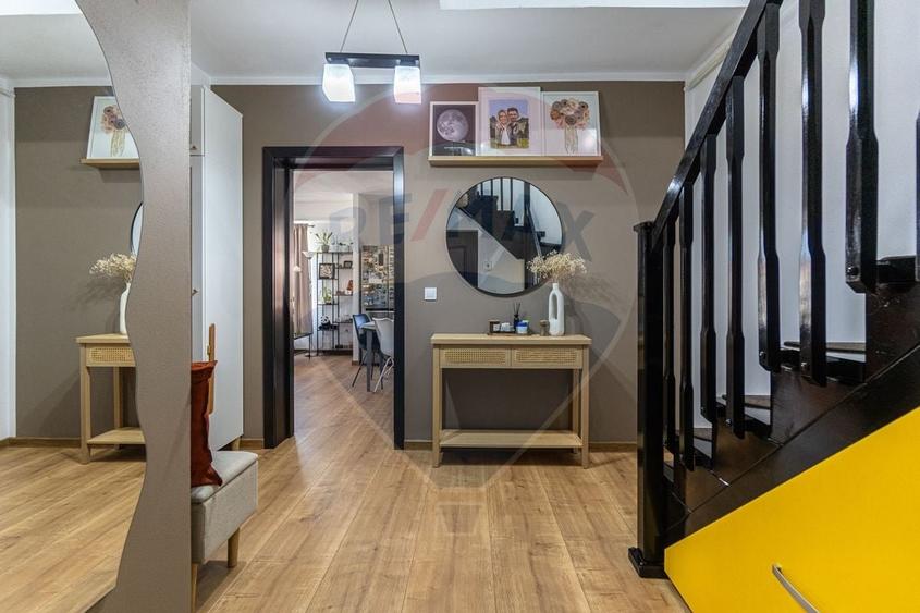 COMISION 0%| DE VANZARE| 3 CAMERE+MANSARDA AMENAJATA| LOC DE PARCARE| - 15