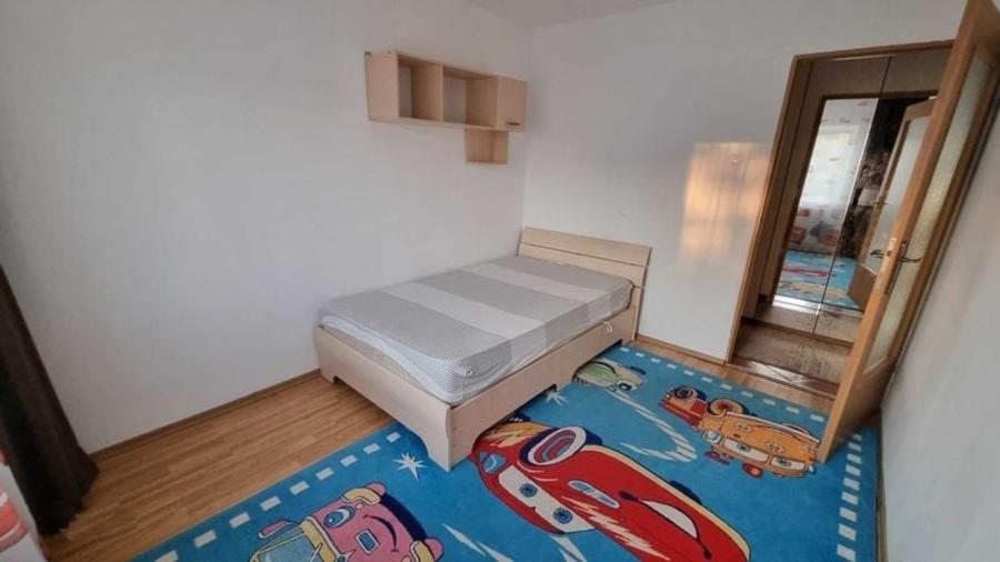 Apartament 3 camere DECOMANDAT, Nicolina 2-Clopotari, 72mp ! - 4