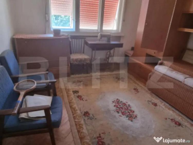 Apartament de vanzare, 49 mp, 2 camere, decomandat, zona Sol - 5