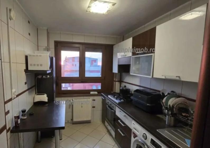 Metrou Titan decomandat spatios 2 camere - 8