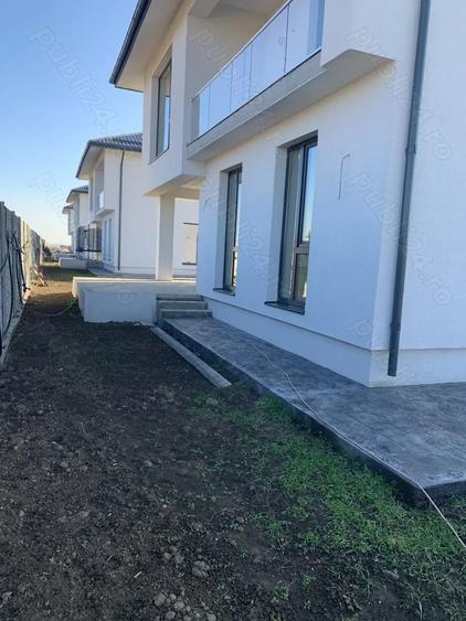 Vila individuala,Cartier nou 24 de case,204 mp construit,finisaje de lux - 2