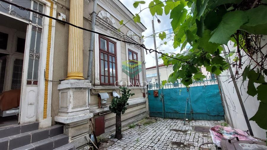 Vila de vanzare -  zona Victoriei - 3