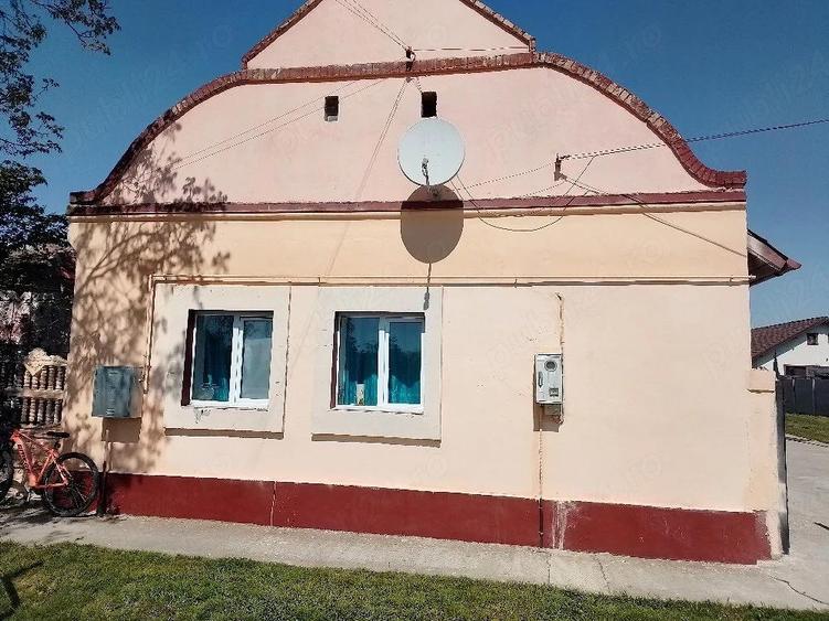 Buna ziua tuturor am casa de inchiriat detalii - 3