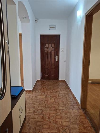 Apartament modern 4 camere 2 balcoane 2 bai garaj Zona Strand - 16