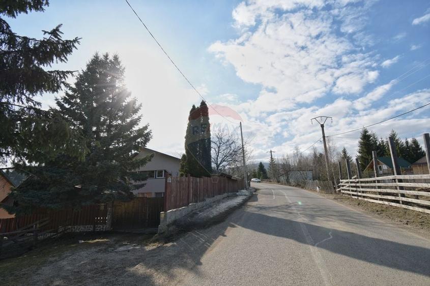 Vanzare Cabana cu 6 camere Muntele Baisorii - 3