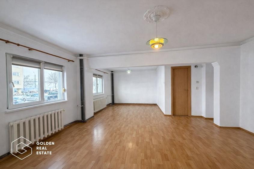 Apartament 4 camere, Micalaca, zona 100 - 1