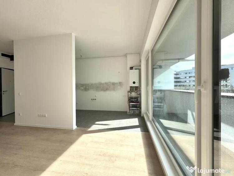3 camere: 88 mp S.utila totala Etaj 1/4Zona Mall Colosseum/Sect.1 - 5