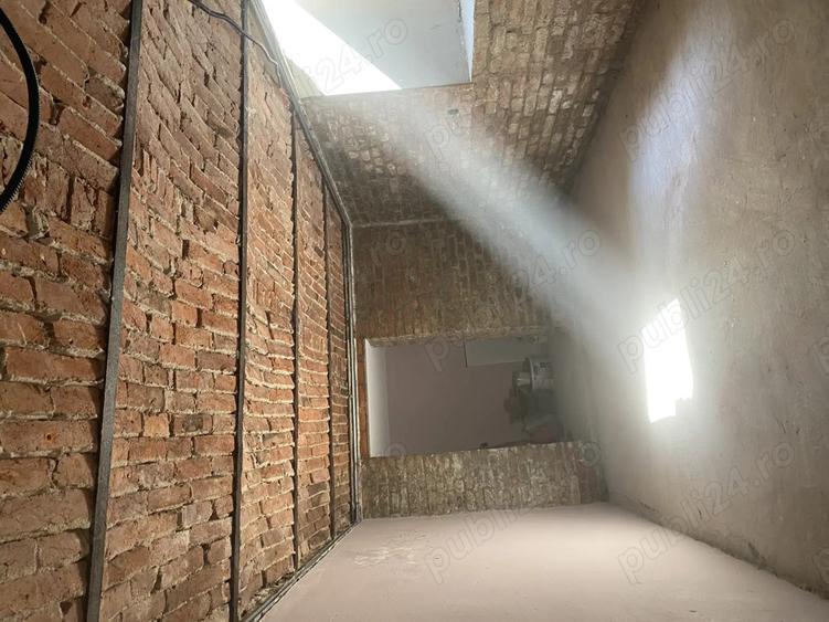 Investi?ie excelenta !Ap 2 camere +curte+subsol de vanzare StrPrimariei, Oradea , la 100 m de cen - 6